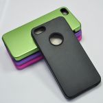 Coque pour Iphone 5 et 5s en aluminium et silicone (Lot 100 pcs)