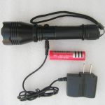 Torche T9 à leds CREE Q5 - Aluminium - 300 mètres (Lot 10 pcs)