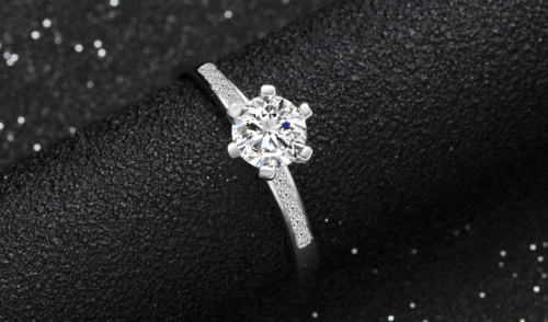 Bague femme en argent 925 et zirconium 7