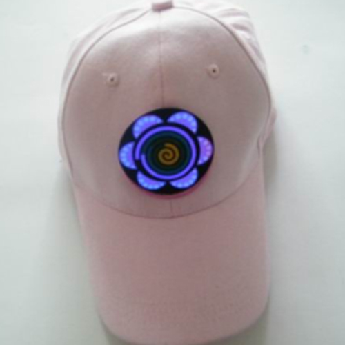 casquette logo lumineux anime pic3