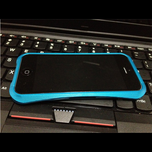 coque aluminium brosse Iphone5 pic3