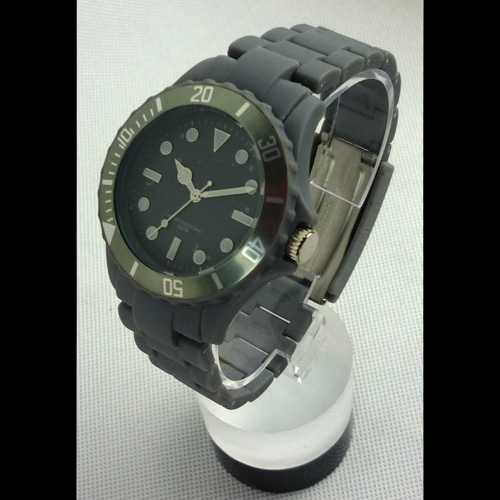 montre couleur silicone MONTSIL2 pic3