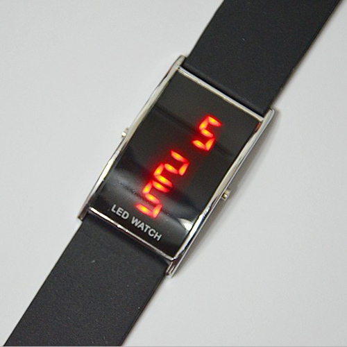 montre digitale bracelet silicone pic12