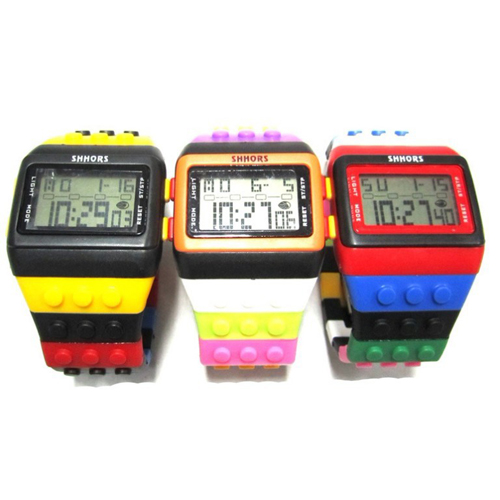 montre multicolore lego pic4