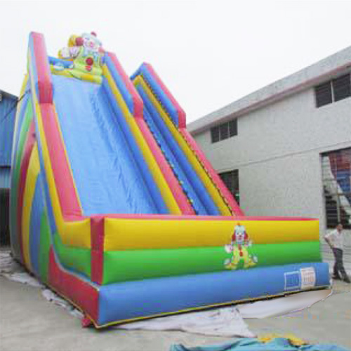 toboggan gonflable STRGNFT118