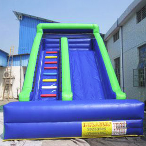 toboggan gonflable STRGNFT134